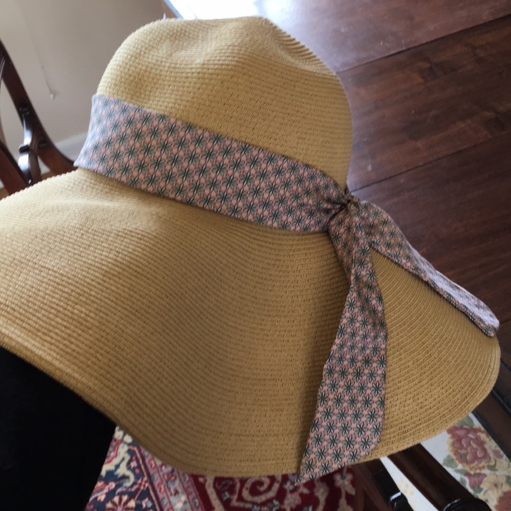 Vineyard Vines Hat